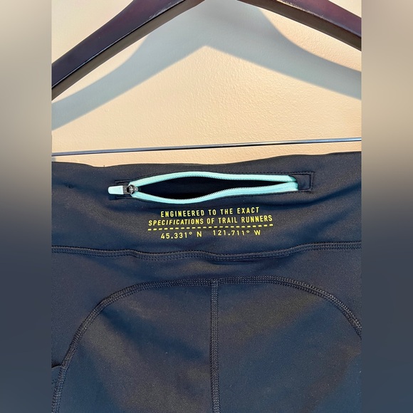 Nike Black Bike Shorts - Picture 6 of 12